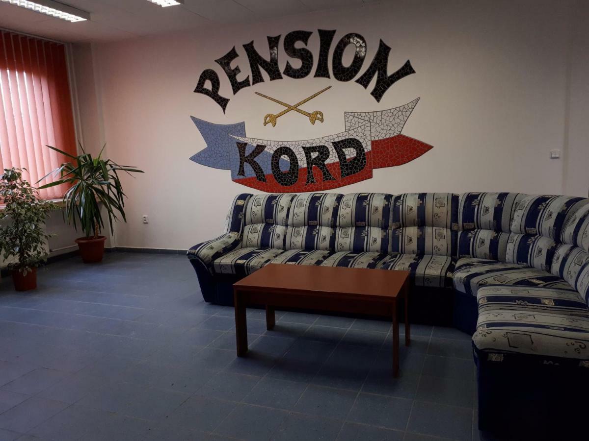 מוסט Pension Kord מראה חיצוני תמונה